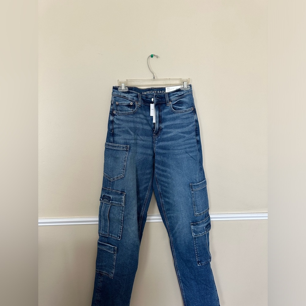 NWT American Eagle Super High Rise Baggy Straight Jeans, Size 2 Regular